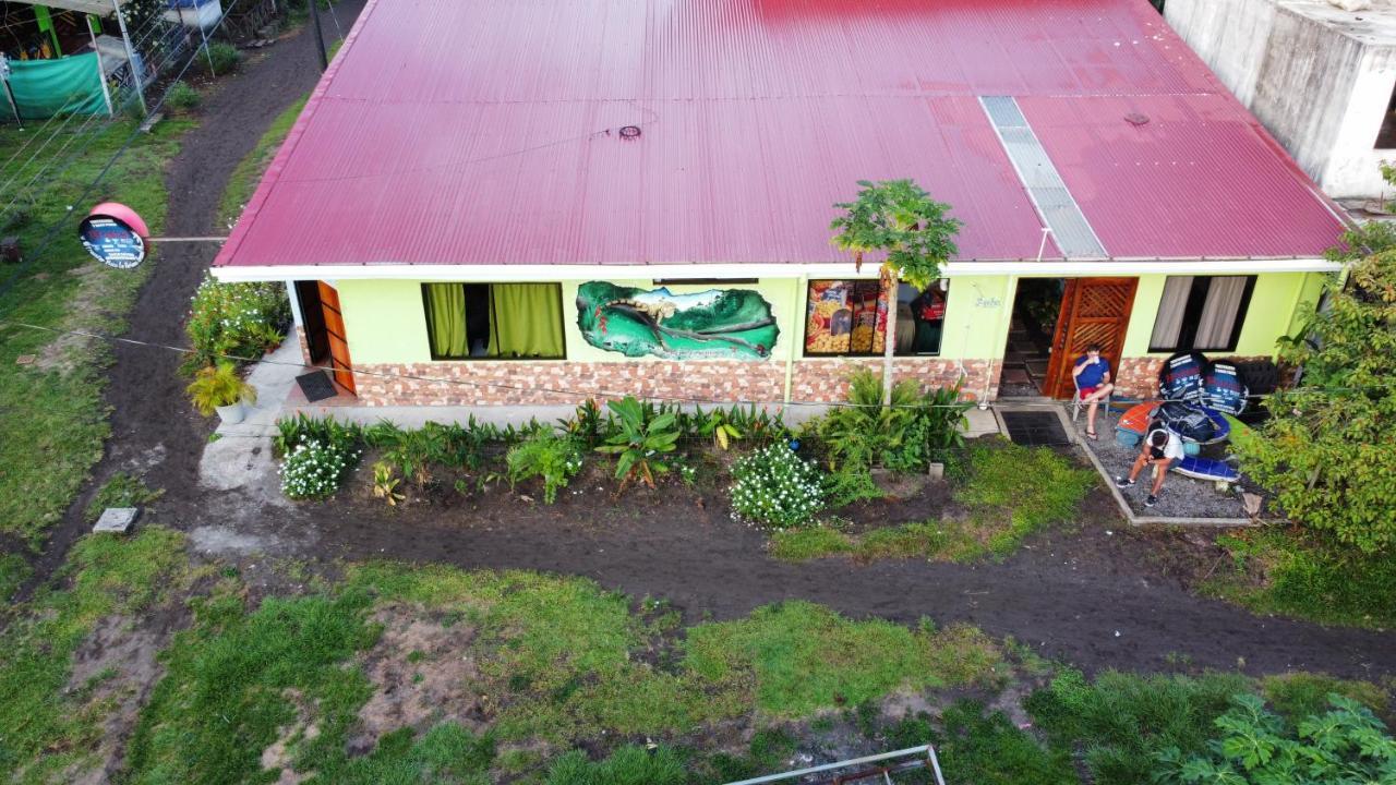 Hostel Tortuguero 7Backpackers エクステリア 写真